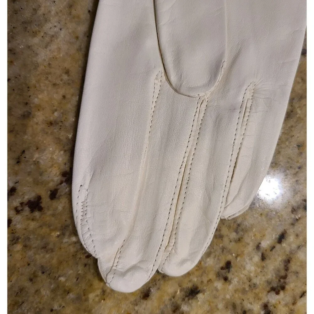 New! Vintage Size M 7 White Leather Formal 8.5